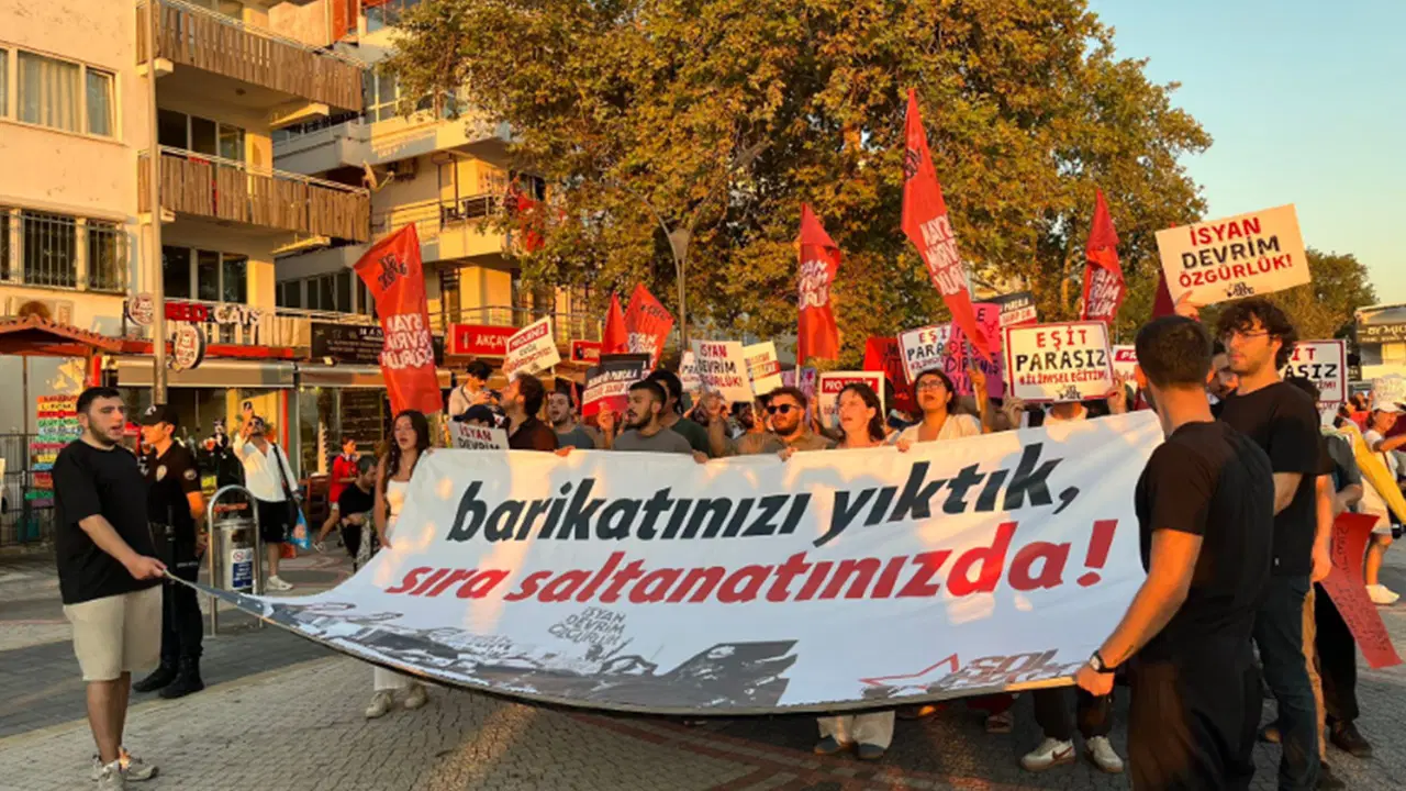 edremitte mitingde atilan sloganlara sorusturma epjETzEg