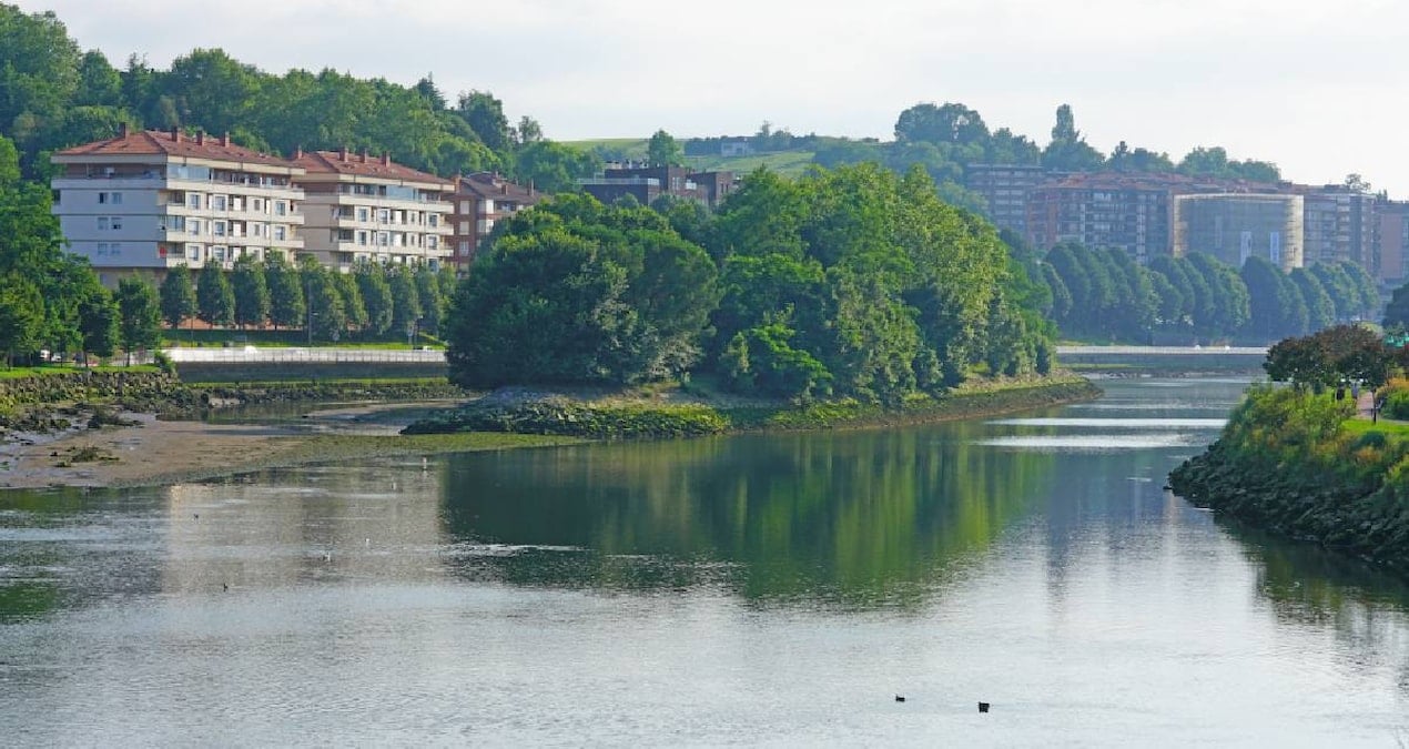 6 ayda bir ulke degistiren ada dunyada esi benzeri yok ScN9m8ar.jpg