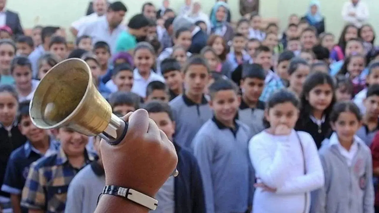 ara tatil ne zaman okullarda ilk ara tatil kasimin kacinda kac gun kaldi ZLetjYIL.jpg