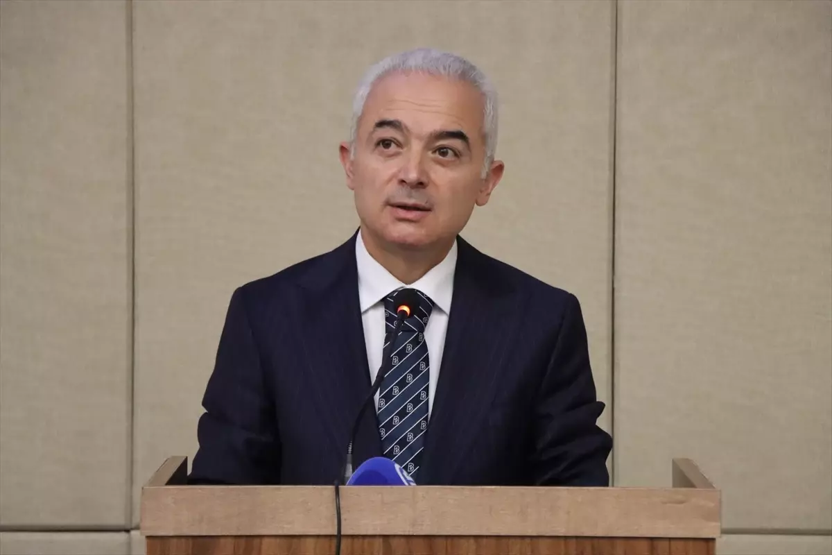 cumhuriyetin 102 yili konferansi duzenlendi 5M6QK4mV.jpg