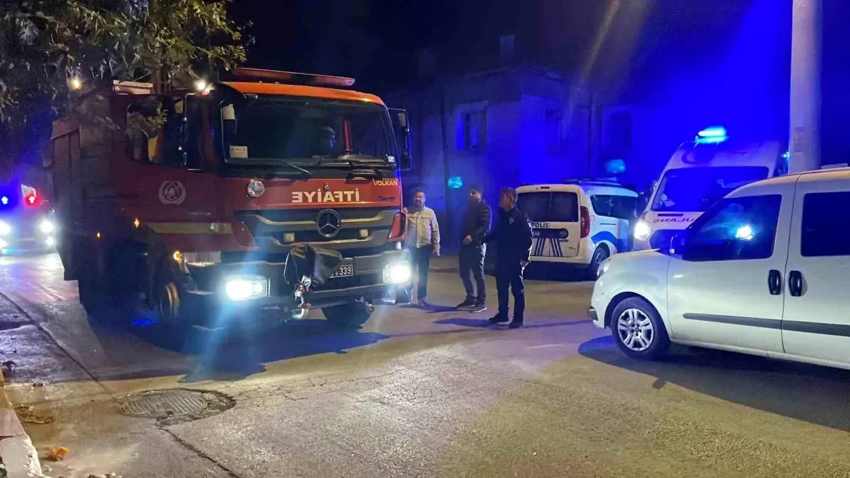 karamanda yarali sahis kamyon sofor mahallinde bulundu LqzWLQi4.jpg