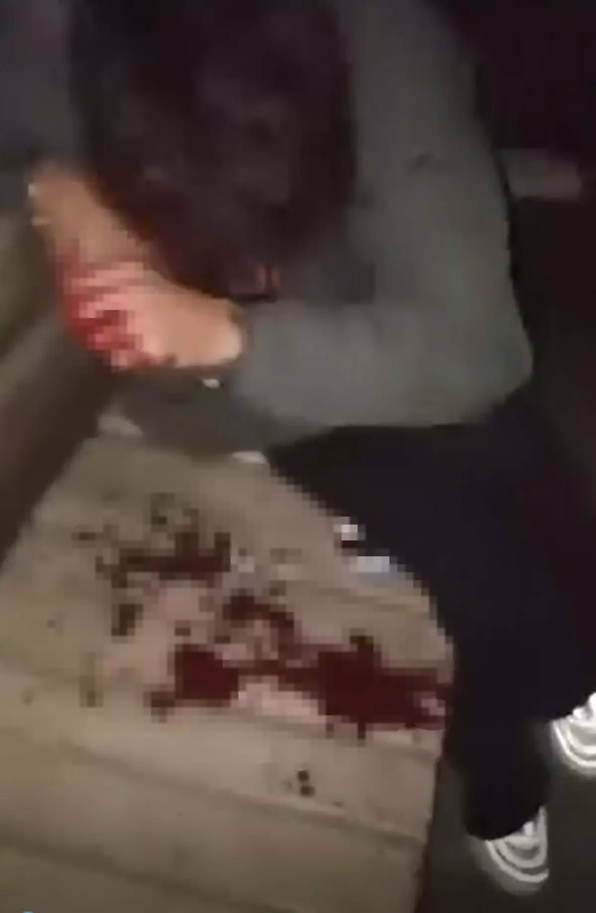 kiz meselesi yuzunden kavga liseli tutuklandi rualz8HX