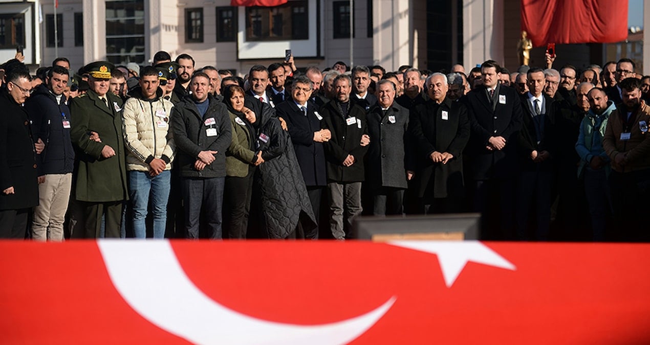 trabzonda yamactan duserek olen polis memuru son yolculuguna ugurlandi Cvmlvu12