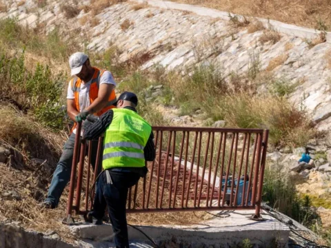 Izmir seferihisarda selin izleri siliniyor kW3nejkz